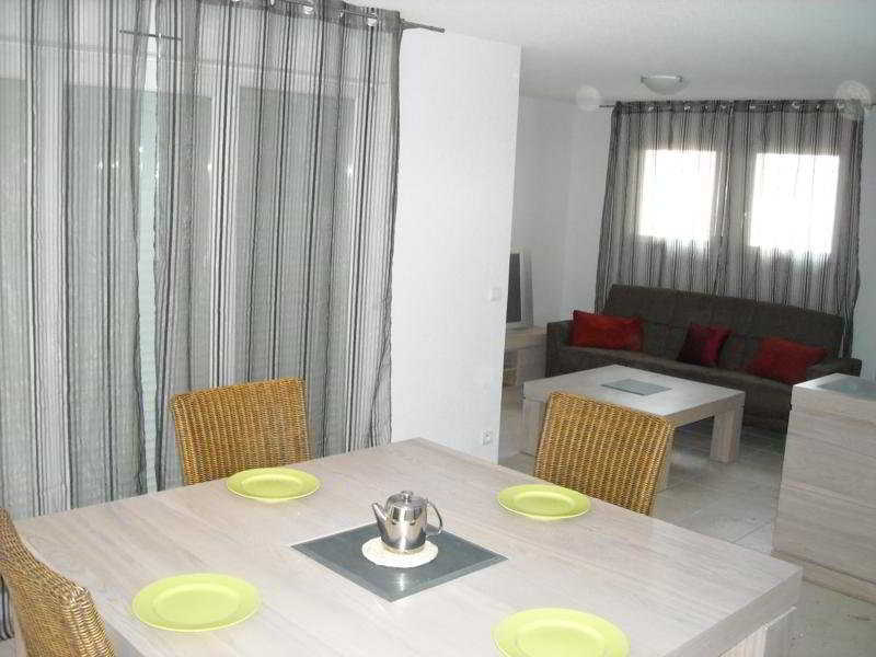 Le Domaine De Manon Aparthotel Toulon Bagian luar foto