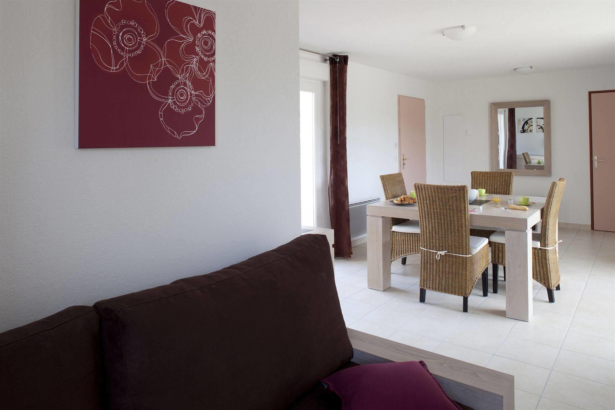 Le Domaine De Manon Aparthotel Toulon Bagian luar foto
