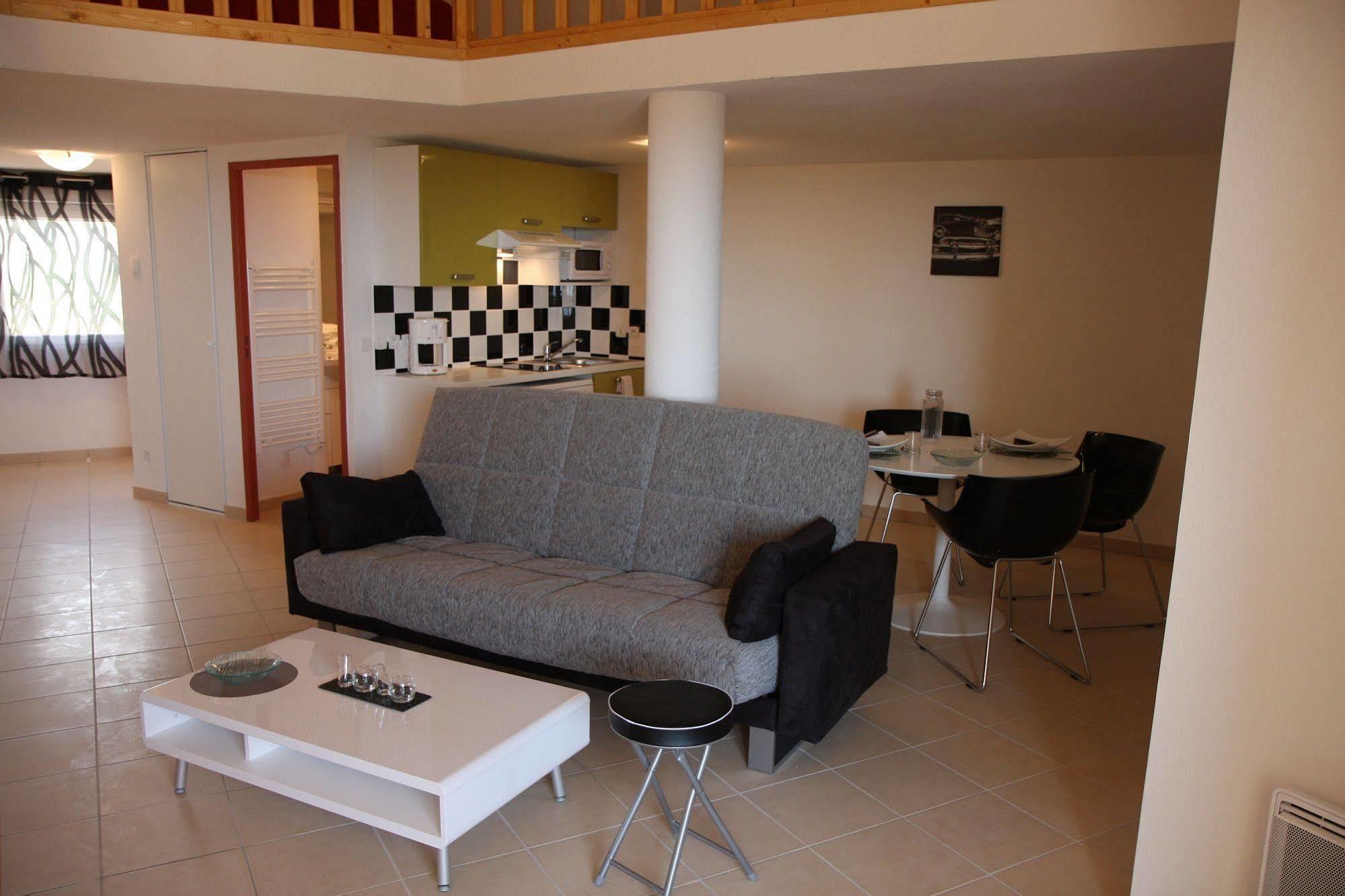 Le Domaine De Manon Aparthotel Toulon Bagian luar foto