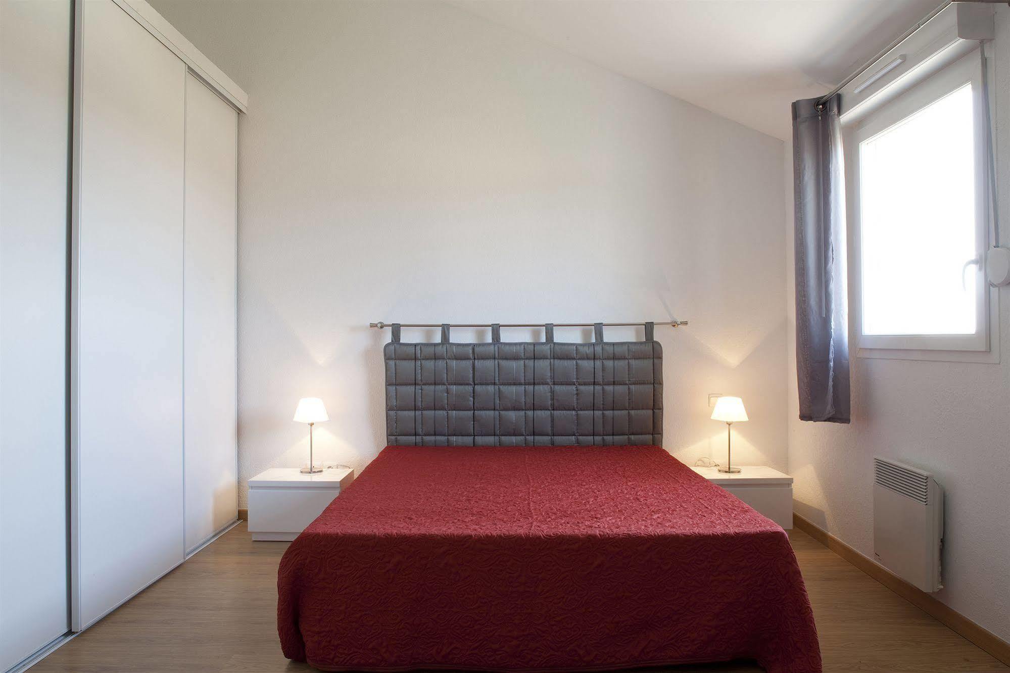 Le Domaine De Manon Aparthotel Toulon Bagian luar foto
